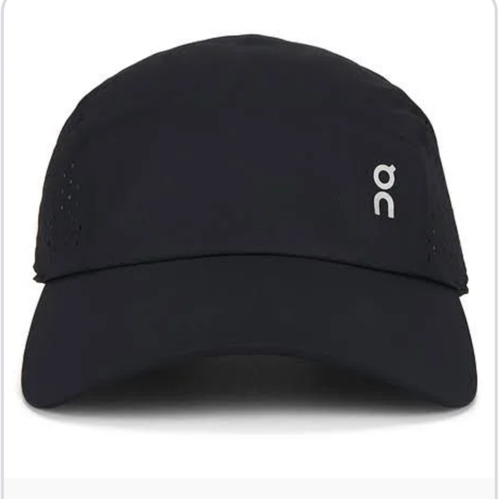 On Running Black Lightweight Cap